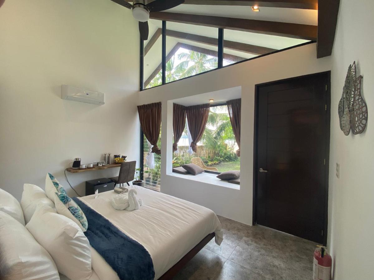 Amila Dive Beach Resort Sipalay Exteriér fotografie