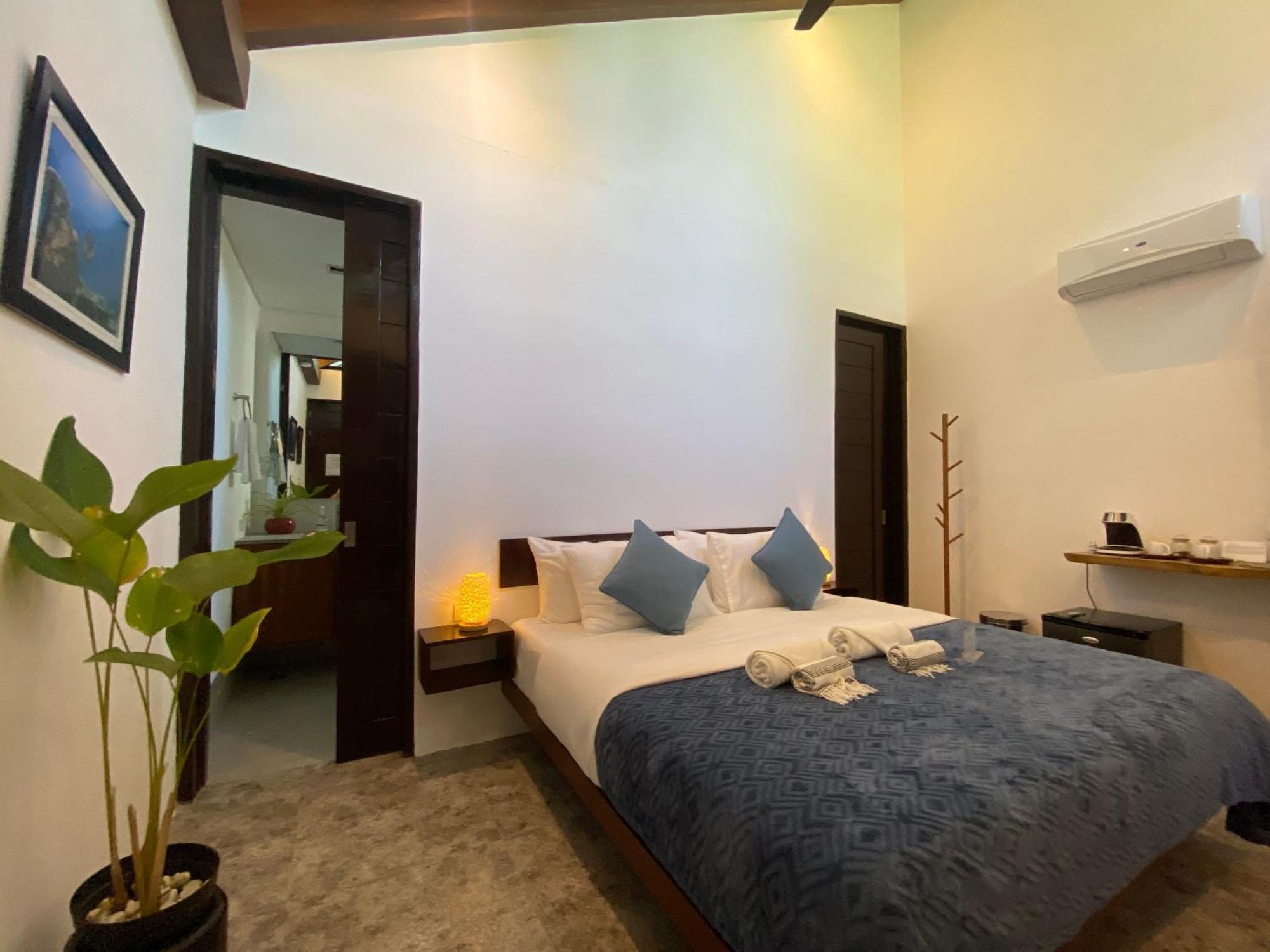 Amila Dive Beach Resort Sipalay Exteriér fotografie